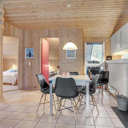 Front In With Sauna Tatil Evi Blokhus