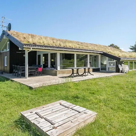 Lovely Home In Blokhus With Sauna Holiday home *